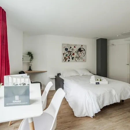 Apartment Bright And Cosy Flat At The Heart Of In A Trendy District - Welkeys *