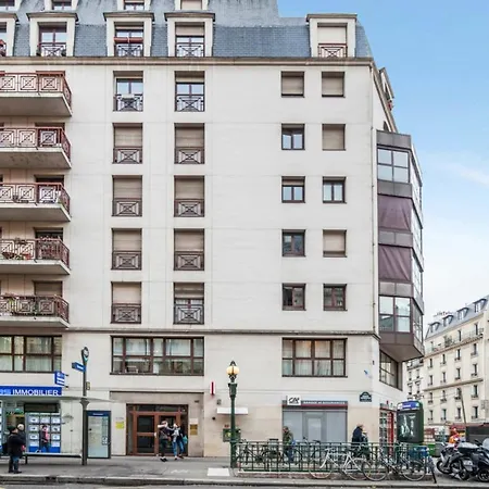 Bright And Cosy Flat At The Heart Of In A Trendy District - Welkeys